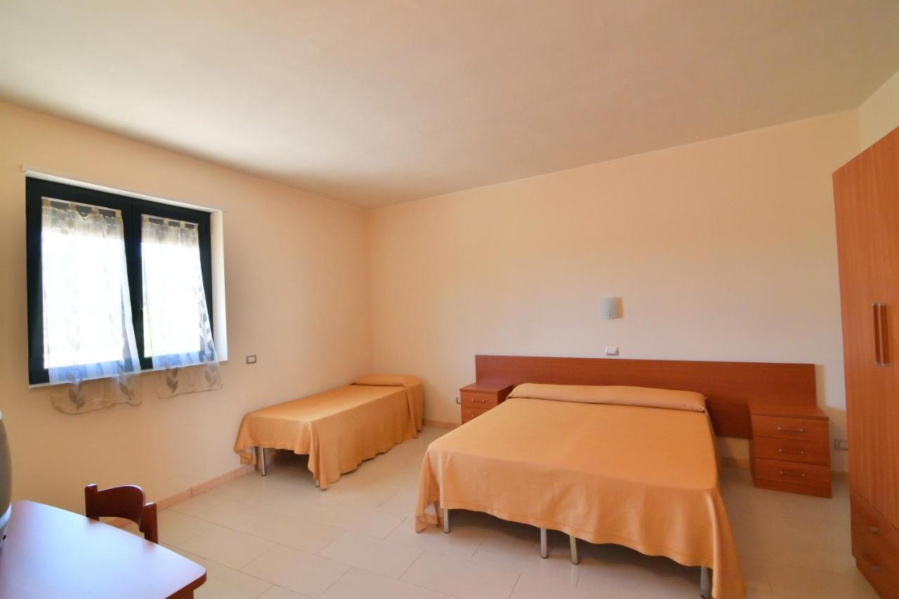 Laurito Resort & Spa Oria  Exterior photo